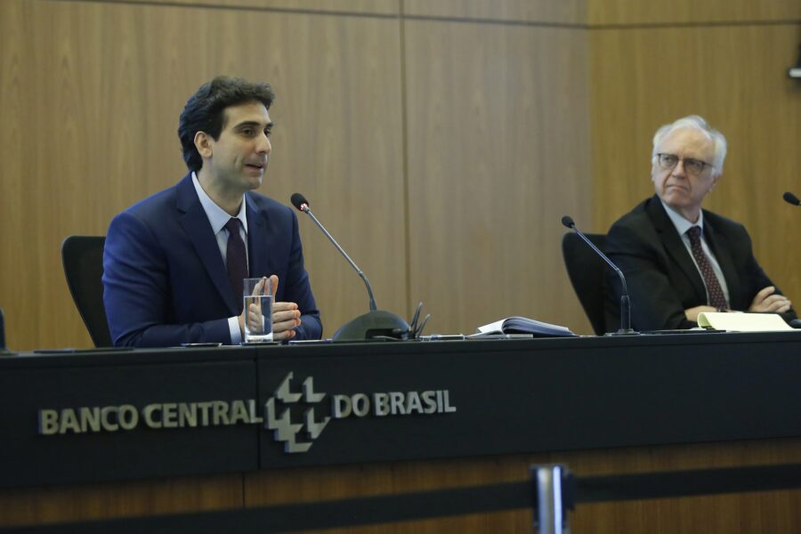 Agenda de mercados: ata do Copom e IPCA-15 são destaque na semana