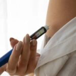 Anvisa proíbe propaganda da caneta Semavy após anúncios irregulares