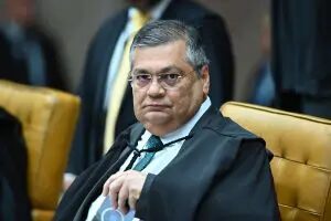 Em ação sobre taxa da CVM, Dino dá 90 dias para revisão de regras e cita Master