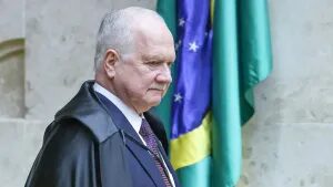 Fachin cobra PGR sobre investigações nos casos Master e INSS