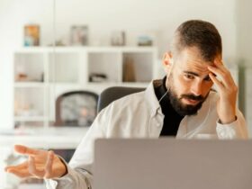 Liderança desmotivadora faz 60% pensarem em deixar empresa