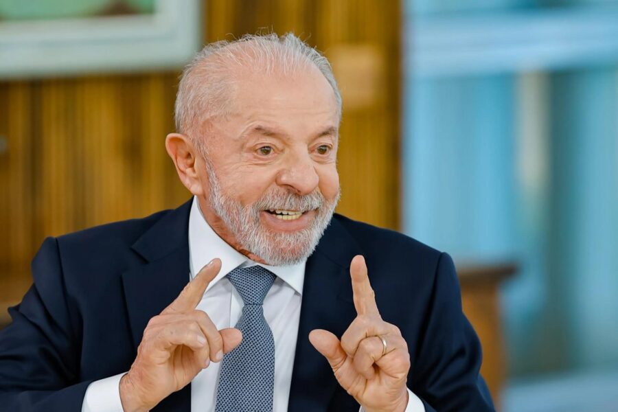 Lula defende envolver sociedade na escolha de ministros do STF e criar conselho para avaliar indicações