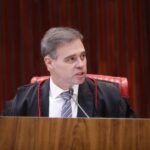 Mendonça envia processo sobre Moraes à presidência do STF
