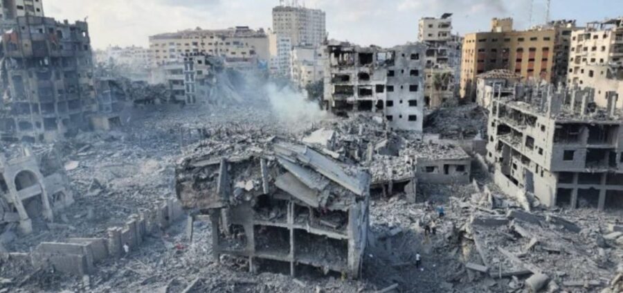 Moradores de Gaza pedem ajuda internacional para retirada de 8 mil corpos dos escombros