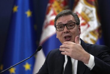 Presidente da Sérvia dissolve Parlamento e convoca eleições para outubro