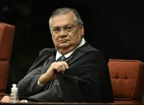 PT quer que Dino abra investigação sobre suposta interferência nas eleições 
