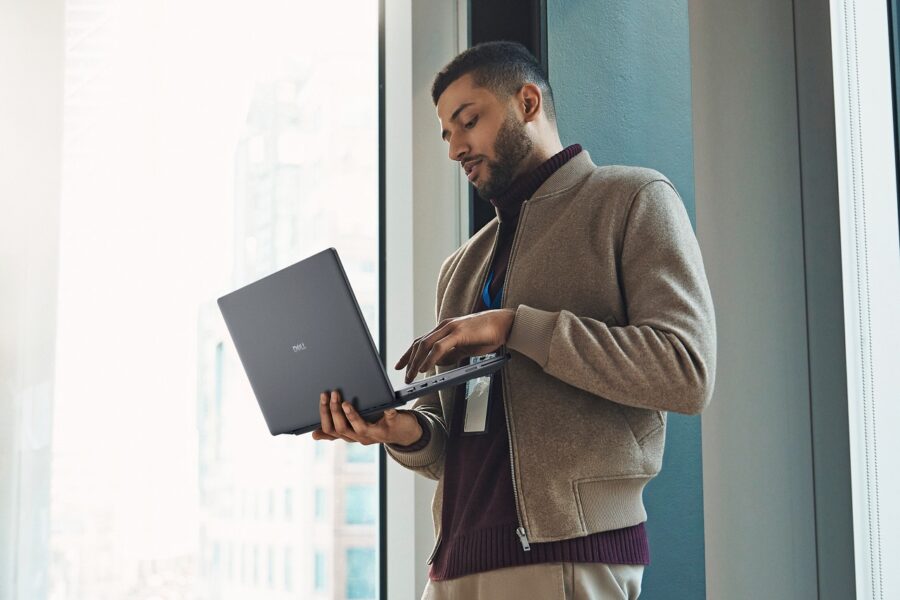 Qual o melhor notebook para carregar e ter praticidade no dia a dia?