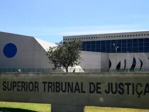 STJ vai definir se preso que pede drogas a visitante responde por tráfico