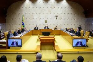 Supremo virou ‘bagunça’ e criou ‘jurisprudência de crise’, diz Estadão