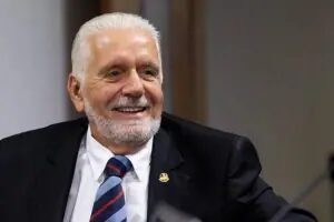 Vorcaro relata propina de R$ 3 milhões mensais ligada a Jaques Wagner