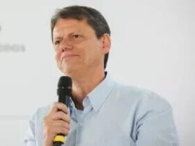 Datafolha: Tarcísio tem 56% dos votos válidos no 1º turno