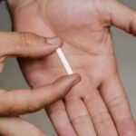 Entidades médicas nacionais e internacionais pedem para Anvisa a proibição total de implantes hormonais manipulados no Brasil