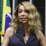 Erika Hilton recebe ameaça de morte e adia ida às urnas por segurança