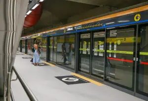 Estação do metrô de SP é fechada por suspeita de bomba