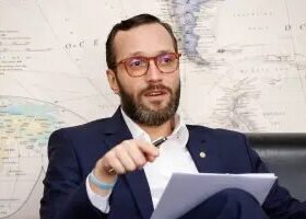 Filipe Barros promete priorizar impeachment de ministros do STF no Senado