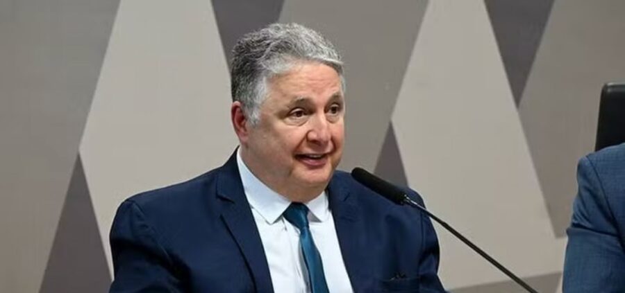 Garotinho desiste de recurso e Douglas Ruas pode vencer eleição no 1º turno no Rio
