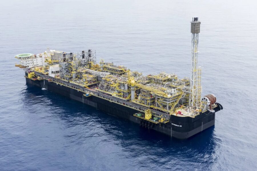 Governo vai receber R$ 3,536 bilhões com ofertas de 55 blocos de petróleo