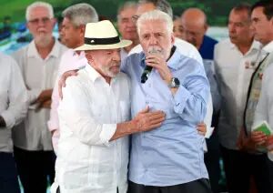 Lula defende Jaques Wagner e nega ligação com Banco Master