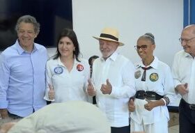 Lula vota em São Bernardo do Campo ao lado de Alckmin, Haddad, Tebet e Marina