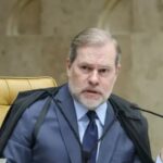 Mensagens mostram irritação de Vorcaro com ex-mulher de Toffoli e cobrança sobre resort