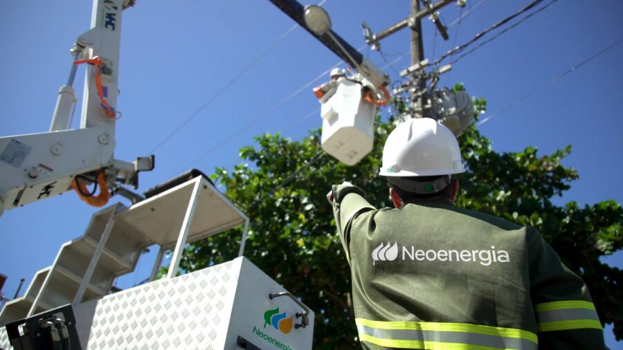 Neoenergia conclui venda de participação em 7 ativos de transmissão em acordo com fundo GIC
