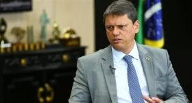 ‘Ninguém pode estar acima da lei’, diz Tarcísio sobre ministros do Supremo