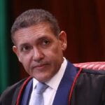 Nunes Marques nega direito de resposta a Lula e mantém propagandas eleitorais de Flávio Bolsonaro no ar