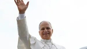 Papa pede proteção de Nossa Senhora Aparecida aos brasileiros