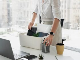 A IA é realmente responsável pelos cortes de empregos recentes?