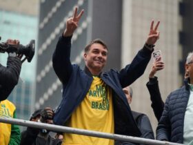 Aliados de Flávio preveem crescimento nas pesquisas após ato na Paulista