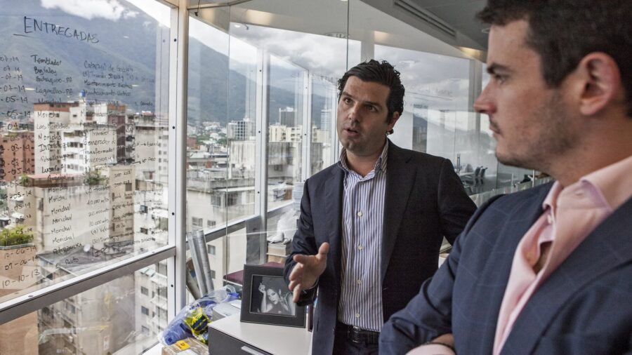 Antes investigado nos EUA, bilionário venezuelano agora tem contrato de petróleo com Pentágono
