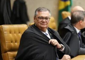 Assessora de Dino chama críticos de ‘recalcados’ depois de sessão do STF