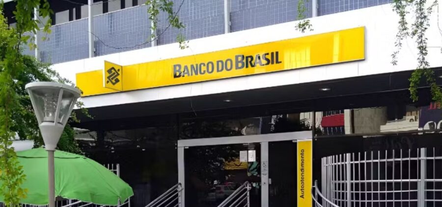 Banco do Brasil encerra greve na Bahia; paralisação continua na Caixa