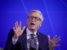Bill Gates pede ao Congresso dos EUA lei para regular segurança da IA