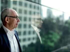 Bonds da CSN ganham à espera de venda de ativos com novo CEO