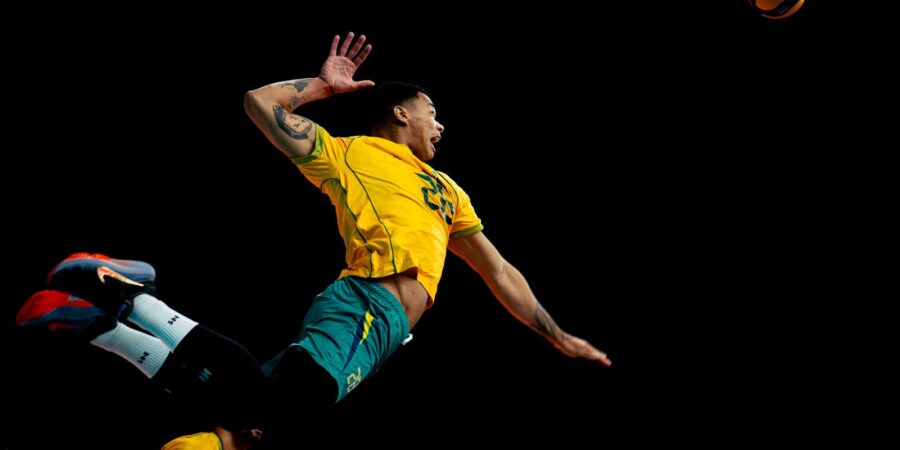 Brasil bate Colômbia e segue 100% no Sul-Americano masculino de vôlei