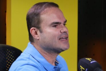 Cacá Leão aponta sentimento de mudança na Bahia e pede participação nas eleições