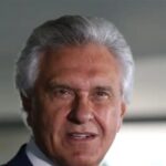 Caiado recebe alta após internação por faringite aguda