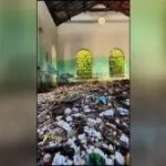 Cheia do Tietê deixa lixo acumulado em usina histórica de Salto (SP)