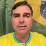 Com 1 milhão de inscritos no YouTube, Flávio Bolsonaro lançará ‘TV 24h’