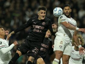 Confira as fotos de Platense x Fluminense pelas quartas da Libertadores