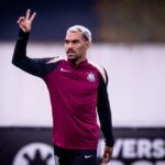 Corinthians inicia preparação para quartas da Libertadores e viaja à Argentina