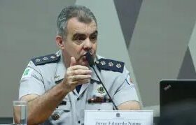 Coronel Naime passa mal e vai ao hospital
