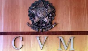 CVM pede ao Supremo autorização para ouvir Vorcaro na Papudinha