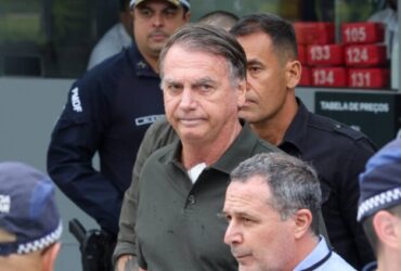 Defesa de Bolsonaro desiste de pedido por liberdade imediata ao STF