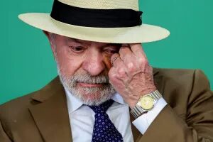 Desaprovação à gestão de Lula atinge metade do eleitorado, revela DataTrends