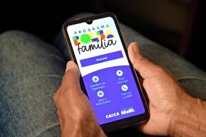 ‘Desespero eleitoral’: juristas veem desvio de finalidade em reajuste do Bolsa Família