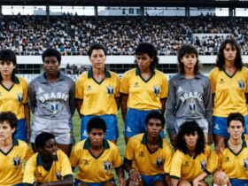 Desfile de 7 de Setembro homenageia pioneiras do futebol feminino
