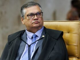 Dino derruba decisão de Mendonça e determina retorno de publicação sobre Nossa Senhora
