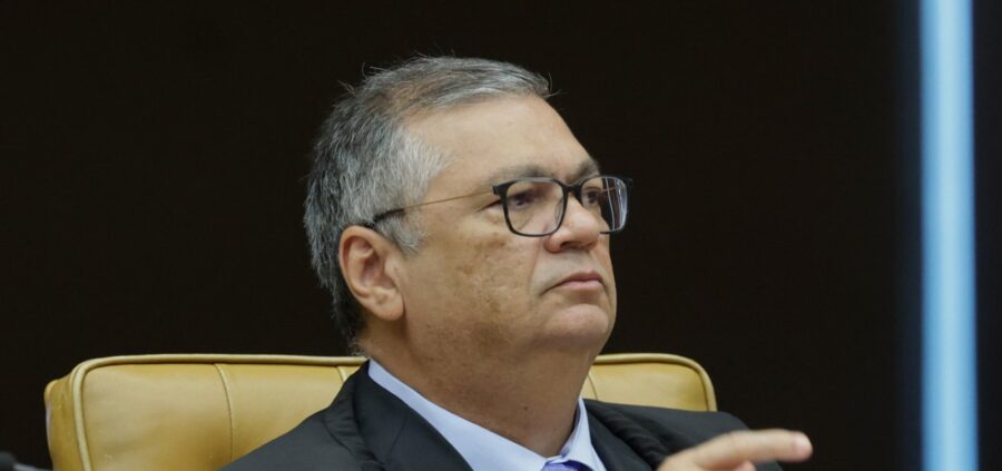 Dino retira sigilo de investigação do caso Dark Horse relacionado a emendas parlamentares